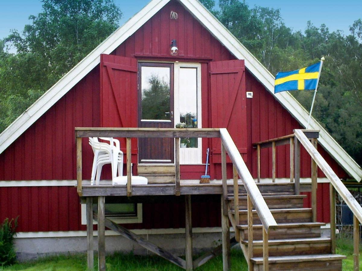 6 Person Holiday Home In Asker N Стенунгсунд Экстерьер фото